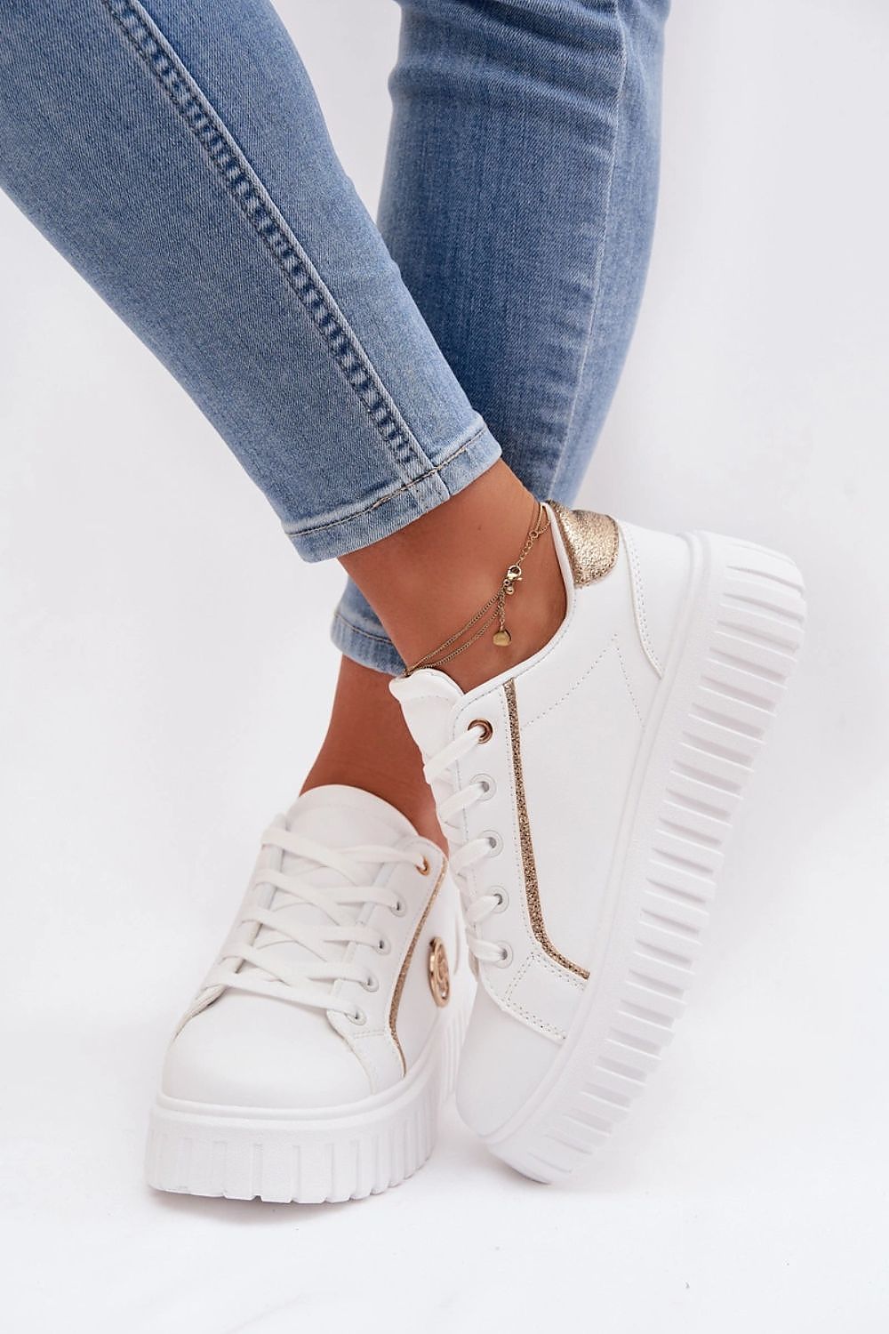  Sport Shoes model 224420 Step in style 