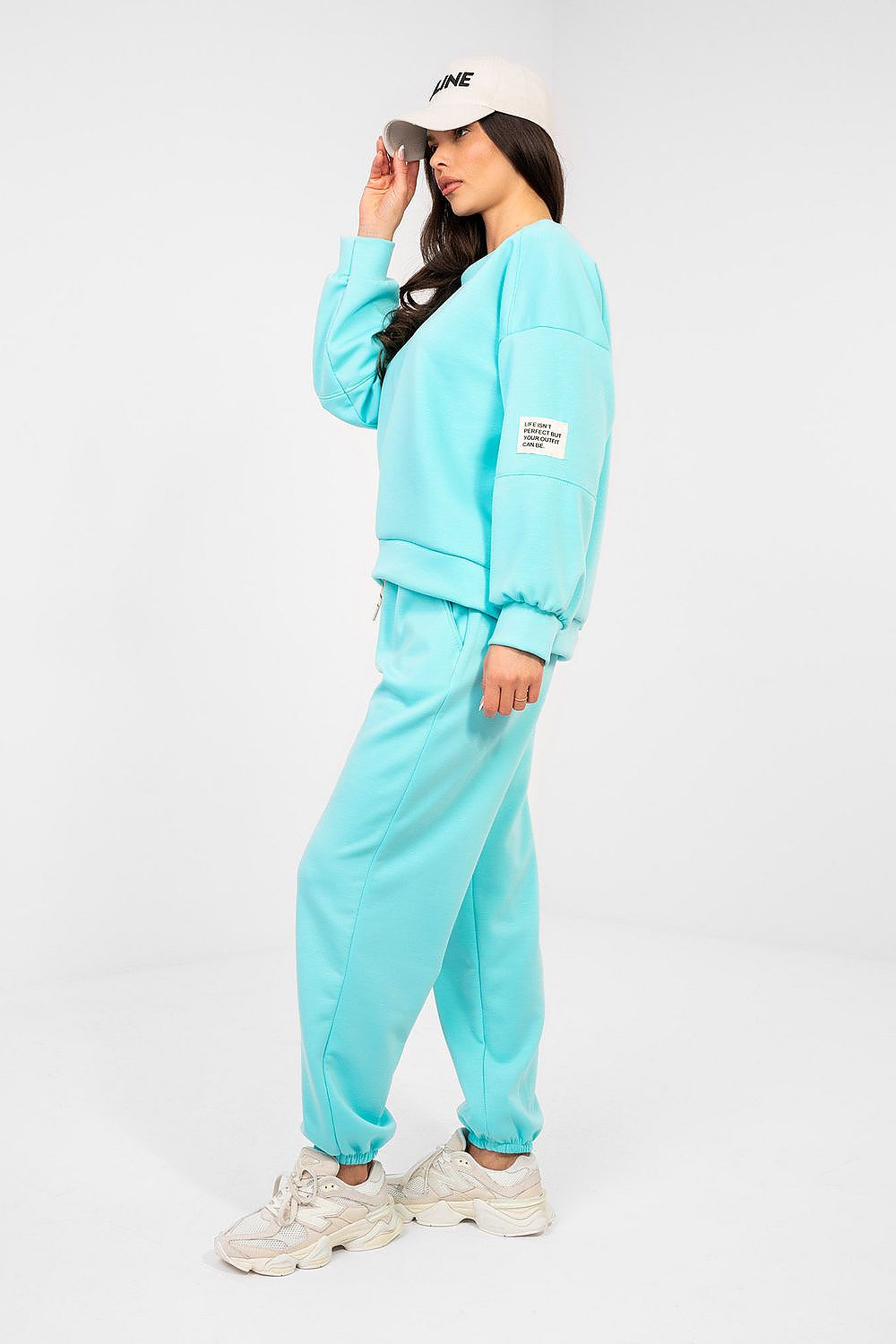 Set model 224843 Italy Moda Secondary image