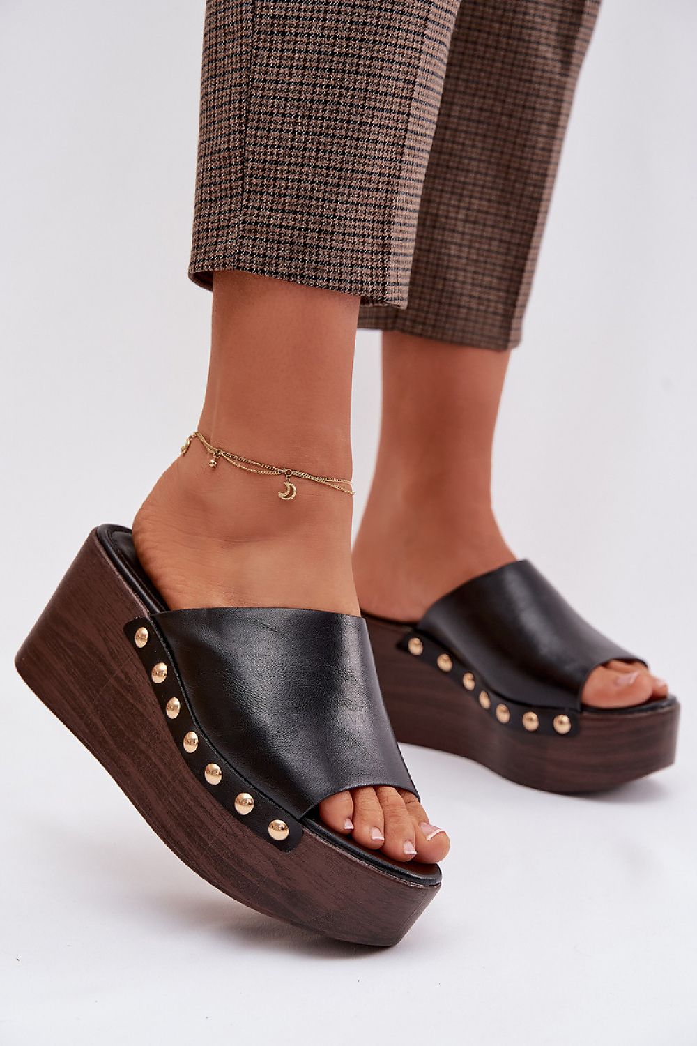  Flip-flops model 225128 Step in style 