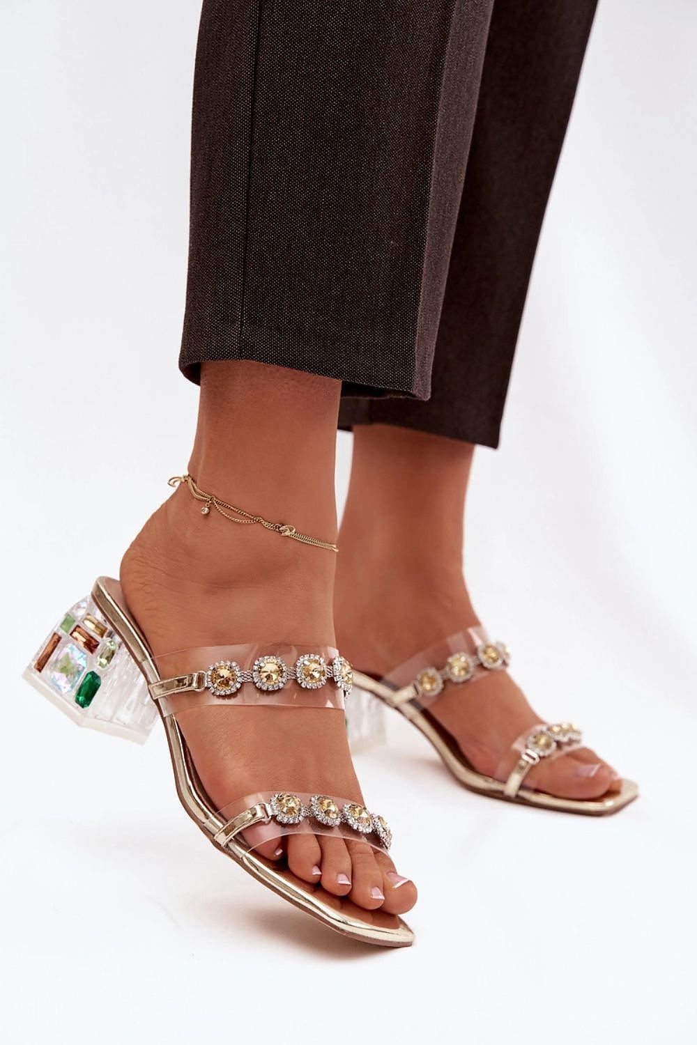  Flip-flops model 225137 Step in style 