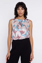  Blouse model 225828 Nife 