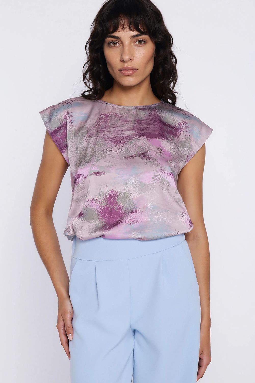  Blouse model 225829 Nife 