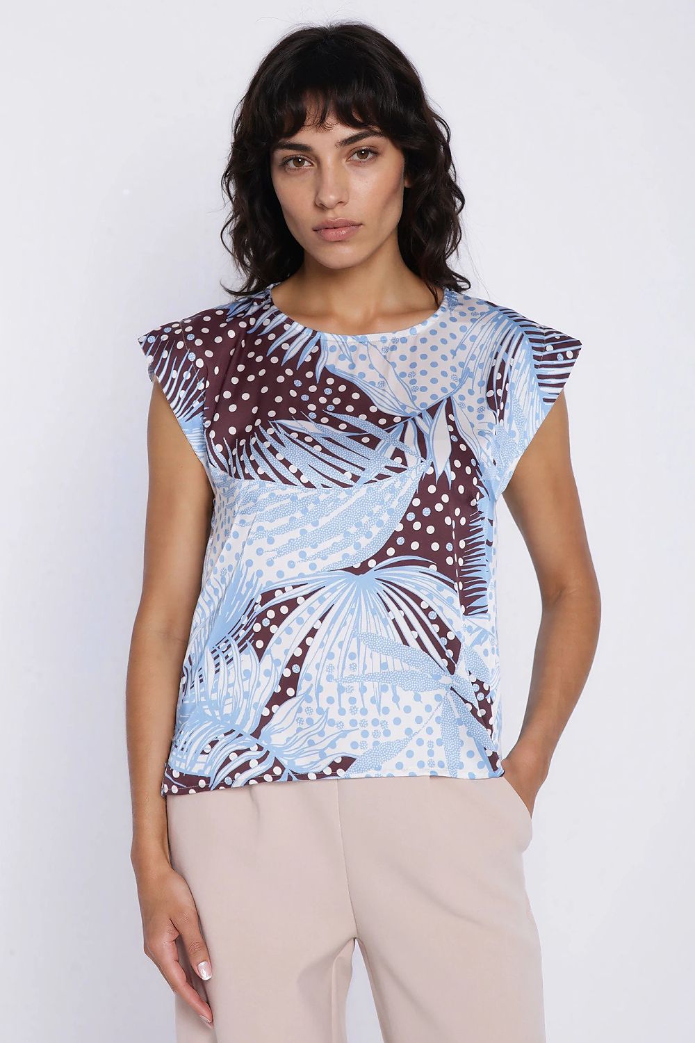  Blouse model 225830 Nife 