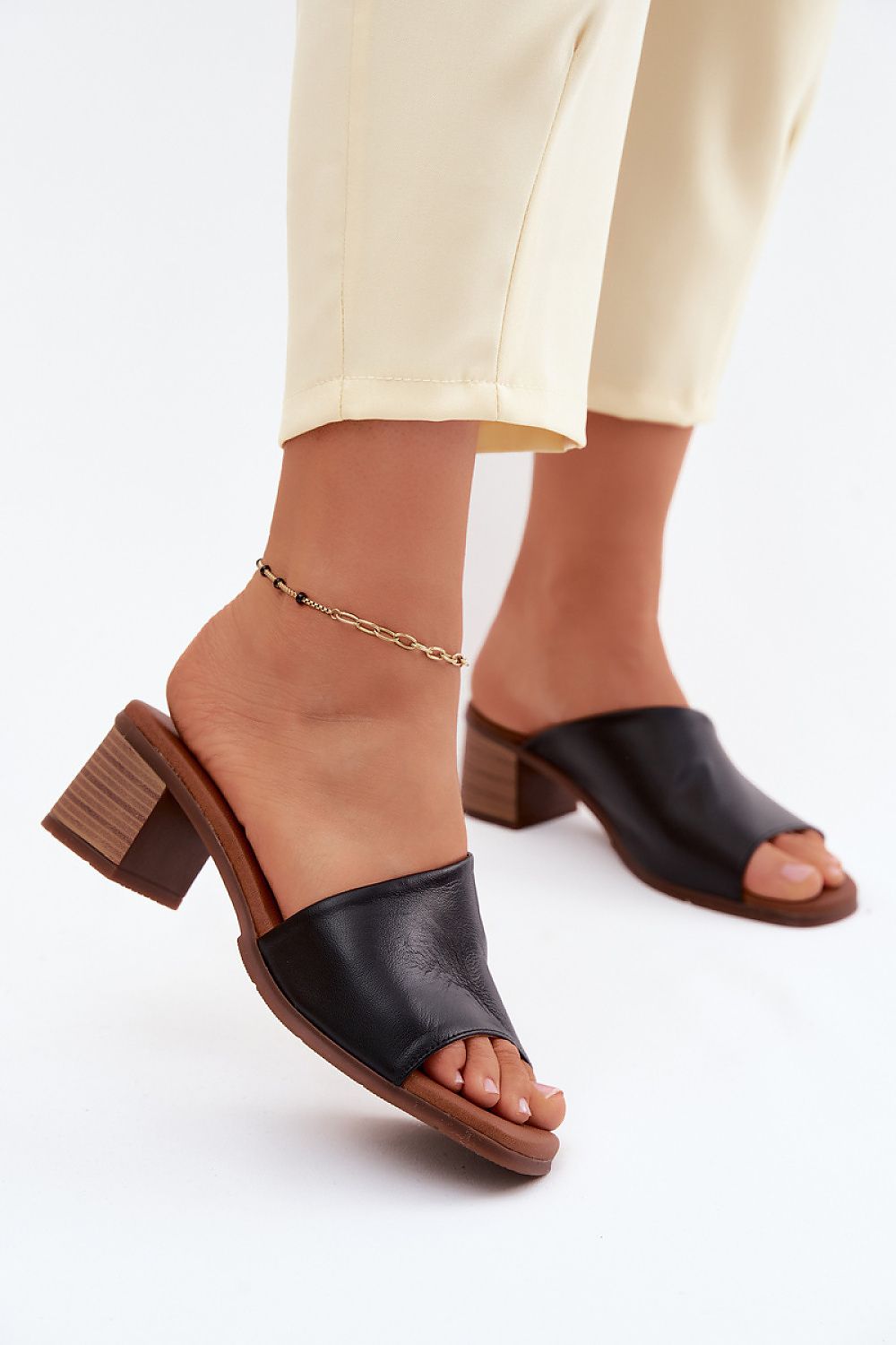 Heeled sandals model 227928 Step in style  Main image