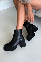 Bottes à plateforme model 230924 Step in style 