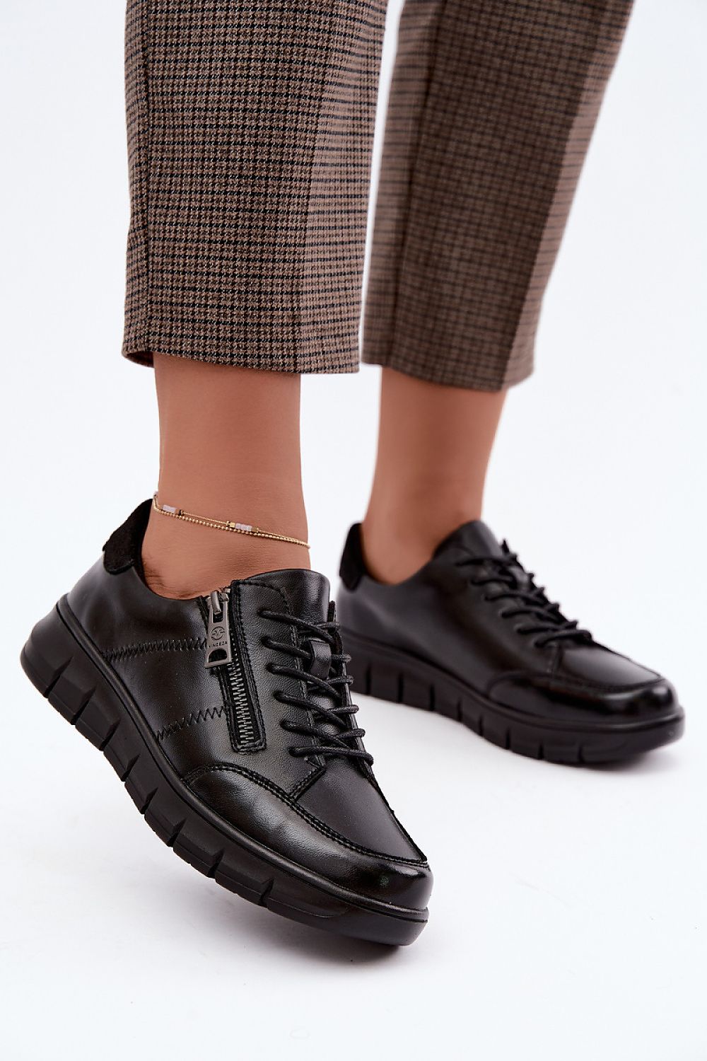  Chaussures Basses model 231654 Step in style 