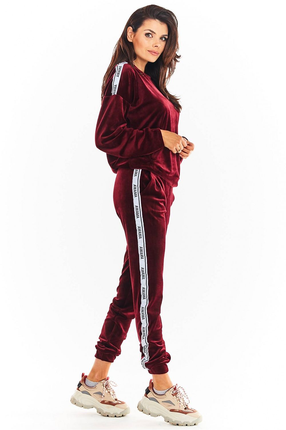 Tracksuit trousers model 149802 awama Secondary image