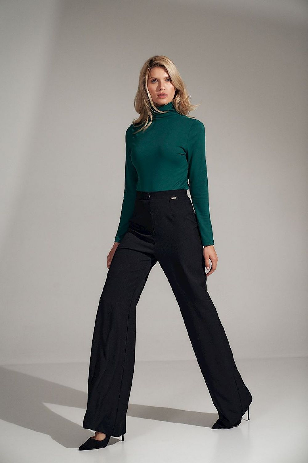 Women trousers model 150789 Figl Secondary image