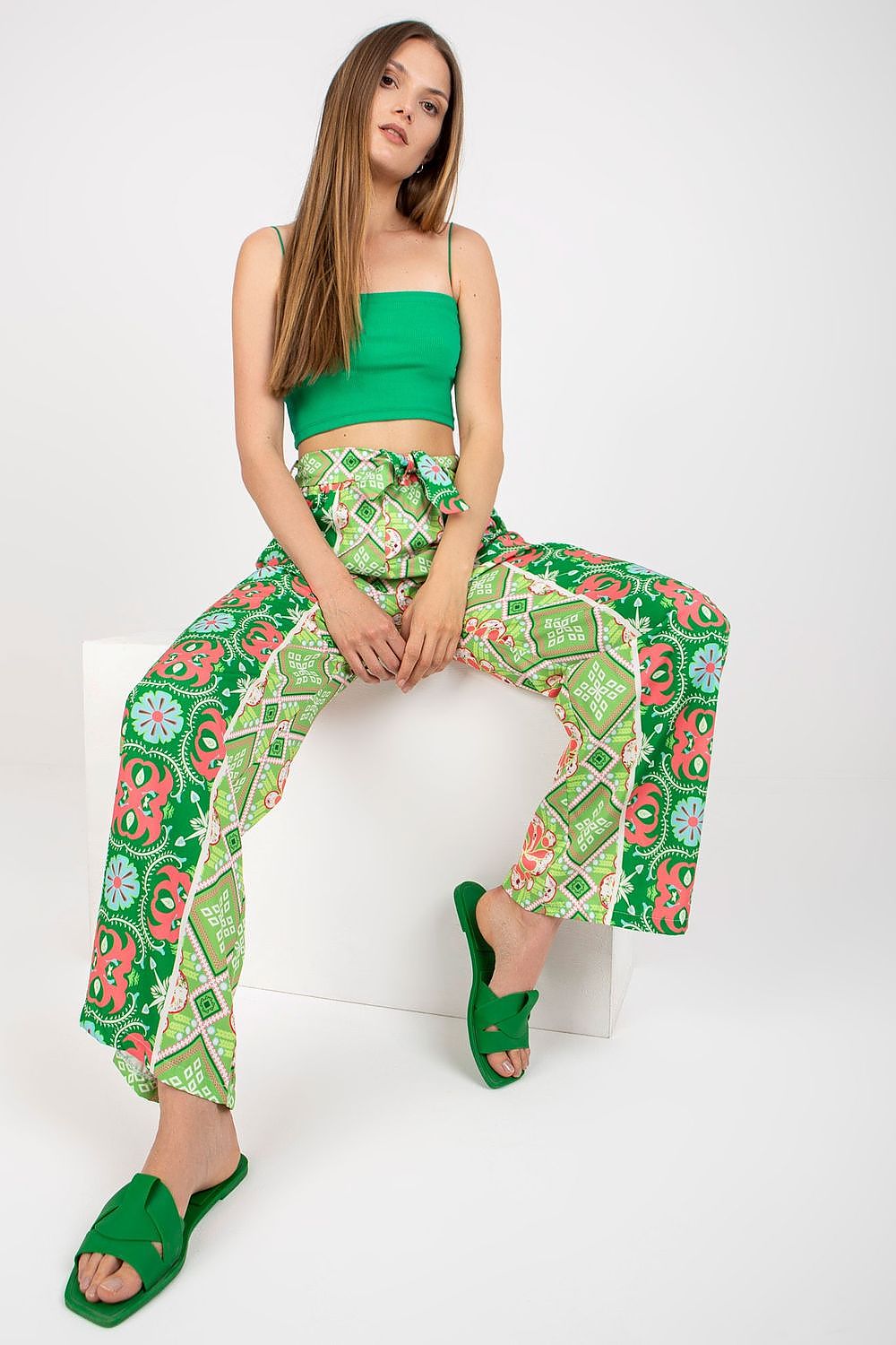 Women trousers model 167739 Italy Moda Secondary image