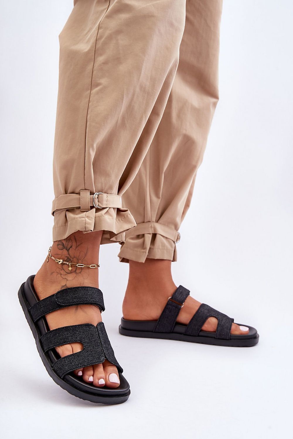  Clacquettes model 183448 Step in style 