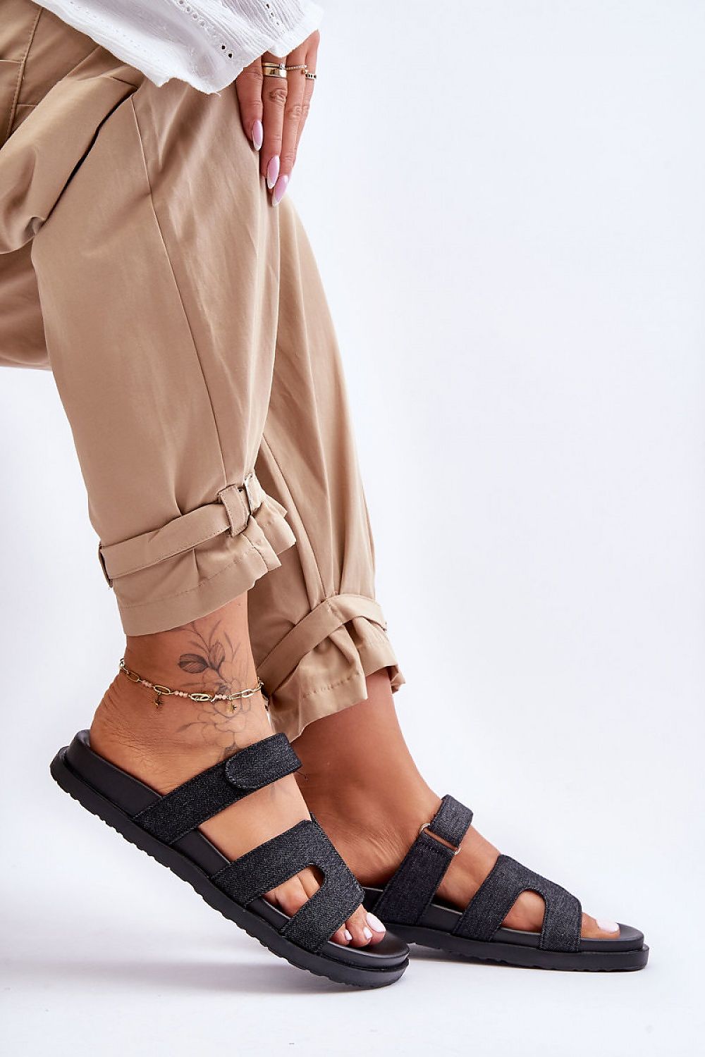  Clacquettes model 183448 Step in style 