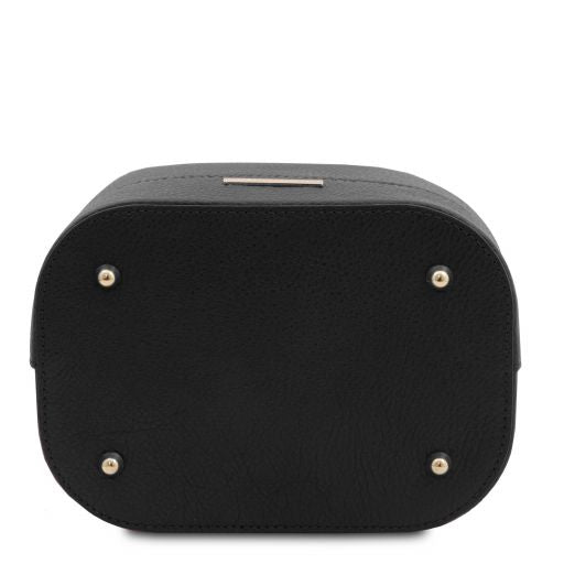 Livia – Italian Leather Bucket Bag