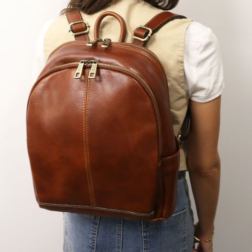 Canberra - 2 Compartments leather backpack