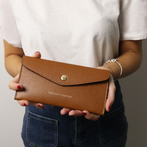 Leather envelope wallet